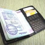  Snakeskin Passport Cover ..