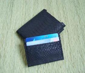 Men leather wallet. Black snakeskin wallet. 